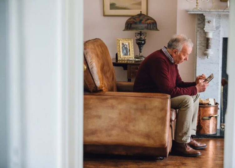 Dear Abby: I’m my families chamber of secrets. Should I open up the gates and reveal all?