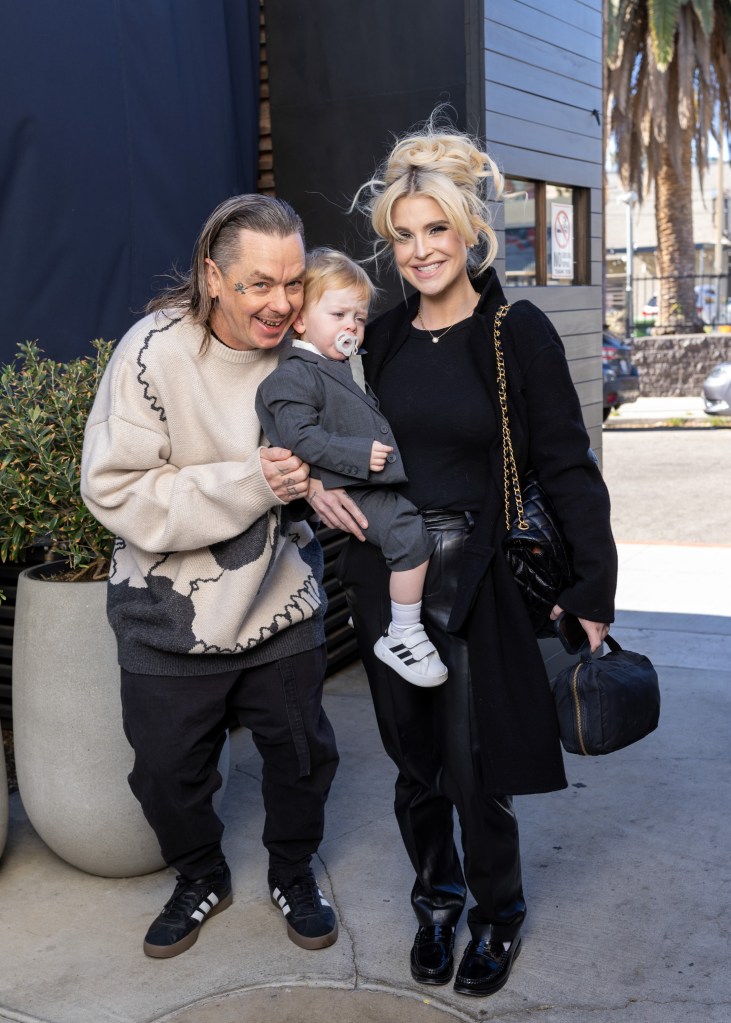 Sid Wilson, Kelly Osbourne and their son Sidney Wilson posing at Sidney Wilson's Birthday Jam Lunch.