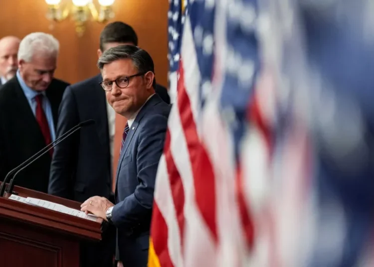 Fretting GOP in ‘difficult spot’ as Republicans told ‘do a better job’ selling Trump