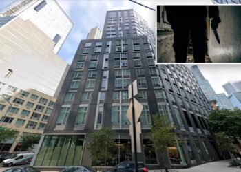 36-year-old man fatally stabbed in luxe NYC apartment building: police