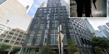 36-year-old man fatally stabbed in luxe NYC apartment building: police