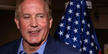 MAGA Senate hopeful’s ‘complaining’ is starting to ‘undermine’ Trump: Analysis