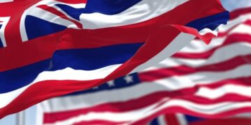 Hawaii candidate knocked out cold after allegedly threatening couple on beach: report