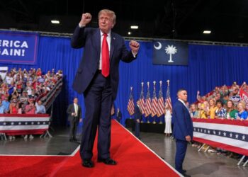 ‘It’s put up or shut up time’: Battleground Republicans want the Darline treatment