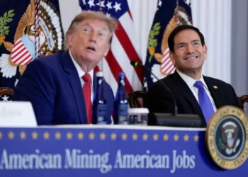 Trump threatens State Dept. paintings after losing plot mid-speech: ‘I’m taking it’