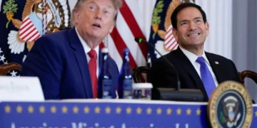 Trump threatens State Dept. paintings after losing plot mid-speech: ‘I’m taking it’