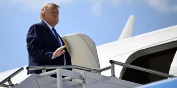Trump throws tantrum on Truth Social attacking defiant GOP senator
