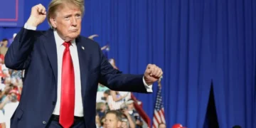 CNN anchor baffled by Trump’s bizarre gaffe: ‘What is he talking about?’