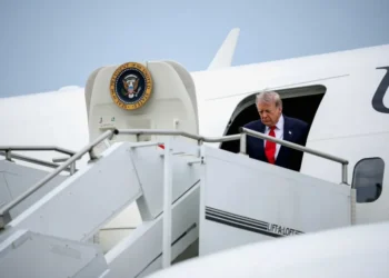 Trump unaware of the joke behind a caricature of himself