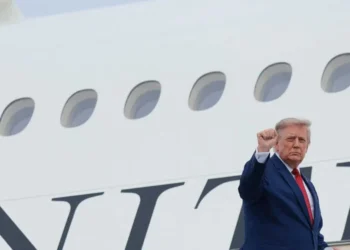 Trump claims catering-container escape from ‘missile’ threat is why he needs his ballroom