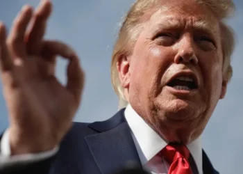 Wild gaffe as Trump threatens to unleash military on sluggish bond market