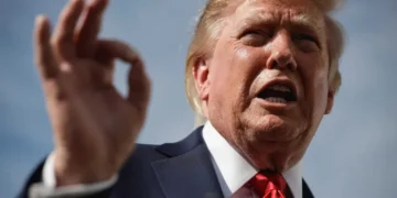 Wild gaffe as Trump threatens to unleash military on sluggish bond market