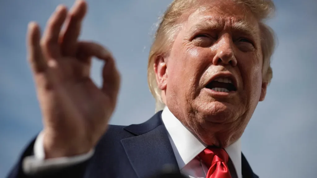 Wild gaffe as Trump threatens to unleash military on sluggish bond market