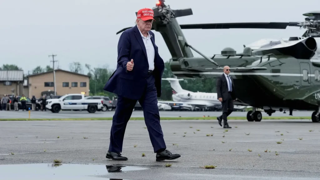Trump bows to ‘unthreatening and respectful’ dictator in stunning move