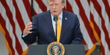 Republicans sprinting from Trump as polls sink with ‘no end in sight’: ex-insider