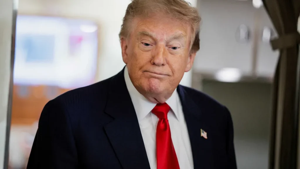 Trump’s ‘really concerning’ dementia symptoms revealed in late-night posts: expert