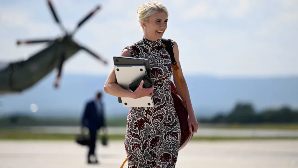 Devoted Trump aide hurls vulgar insult at cameraman as she ‘loses her cool’ in spotlight