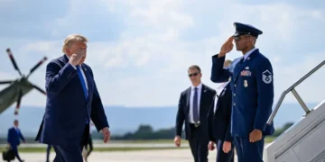 ‘Especially weird’ twist uncovered in White House’s leak denial