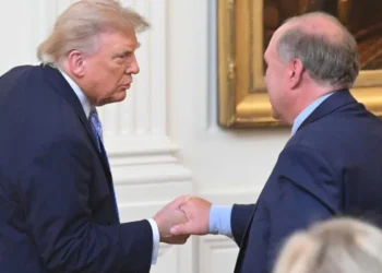 Trump memo naming his own FBI as ‘deep state’ floors legal experts: ‘So weird’