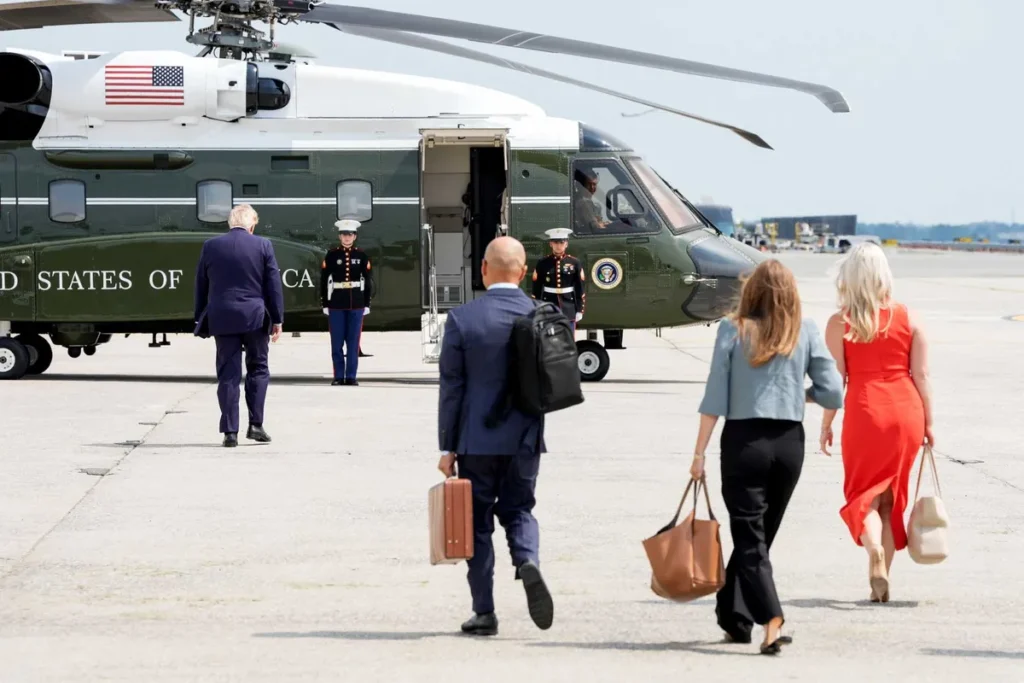 Insiders spill on big fear driving West Wing exodus as ‘wheels come off’
