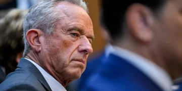 Alarm bells ring as RFK Jr.’s ‘reality-ignoring’ cooking show gets lukewarm review