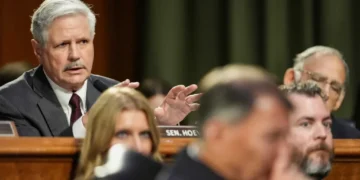 Unusual Trump mind game revealed by GOP senator