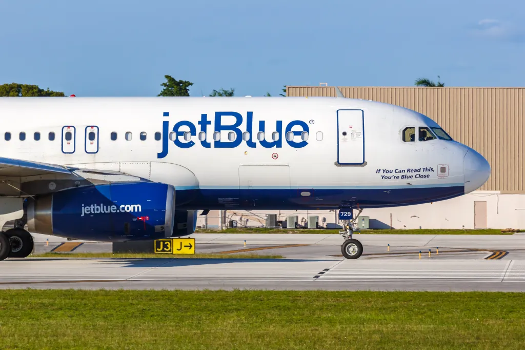 JetBlue Airbus A320 airplane at Fort Lauderdale airport.