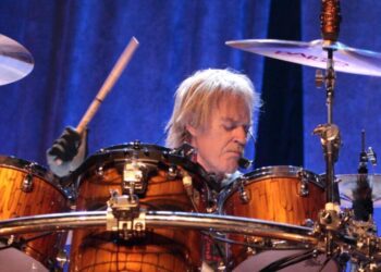 ZZ Top scrubbed Bowl concert because of Frank Beard health issues, but tour will continue