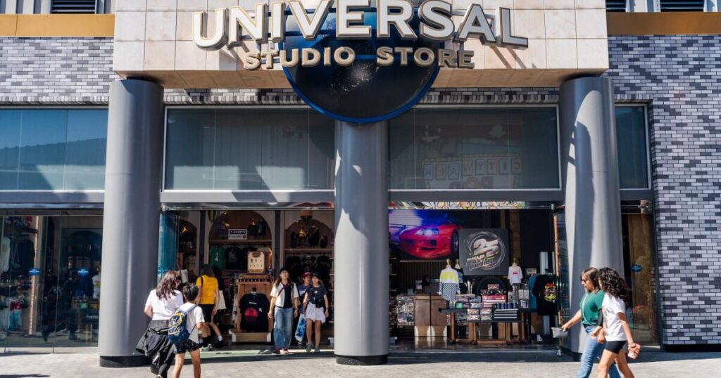 Measles-infected Universal Studios visitor spent whole day at the park