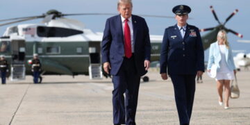 Controllers warned Marine One pilots about communication issues week before dual takeoff, NTSB says