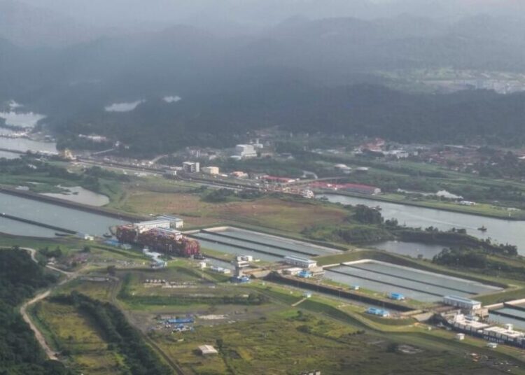As global waterways are squeezed, Mexico pitches a ‘dry canal’ land corridor