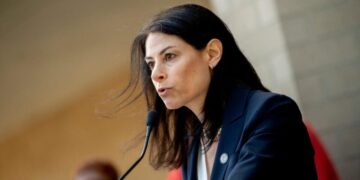 Michigan attorney general releases Flint water crisis report in final accountability step