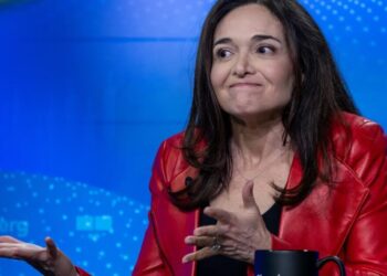 AI jobs boom is leaving women behind in top-paying roles