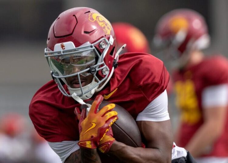 How Boobie Feaster became one of the USC playmakers to watch at age 17