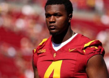Injured USC defensive lineman Jahkeem Stewart will miss season opener