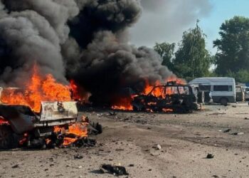 Ukraine aims a drone blitz at Moscow as Russian missiles kill 10 in a Ukrainian village