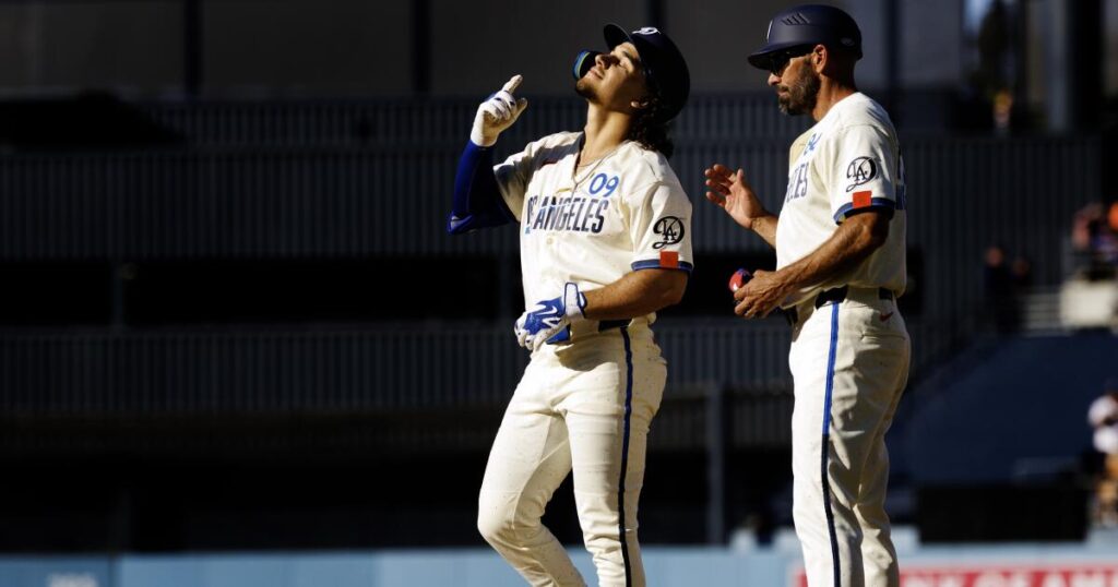 Once booed in L.A., Alek Thomas delivers for Dodgers in victory over Pirates