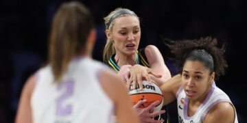 Furious Sparks comeback fades in final minute of loss to Golden State