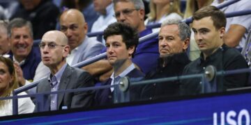 The Lakers’ record $12.5-billion sale was an NBA earthquake. Did Iger and Kushner get a good deal?