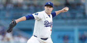 Dodgers muster just enough to beat Royals, salvaging Tarik Skubal’s Dodger Stadium debut
