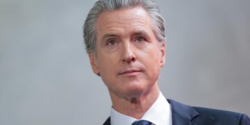 Newsom signs bill shielding immigrant aid workers’ home addresses