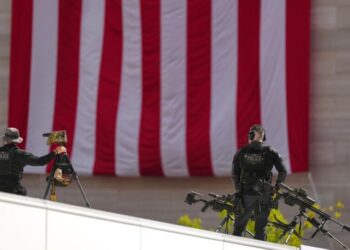 Three Secret Service officials have been put on administrative leave pending investigation
