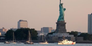 Boat capsizes in New York Harbor, killing a woman and her 5-month-old baby