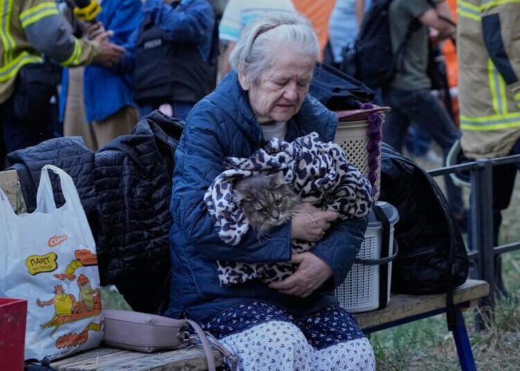 A Russian missile and drone barrage kills at least 16 in Ukraine’s Kyiv region