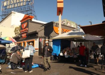 Some oppose plan to move historic LGBTQ+ bar into their L.A. community