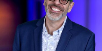Telemundo executive José Suárez dies in Kenyan helicopter crash