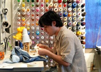 From Levi’s to Zara, fashion’s new bet on Gen Z is mending, not more clothes