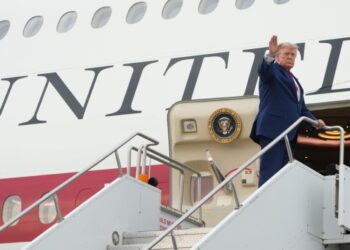 How Democrats plan to rein in Trump should they win in November