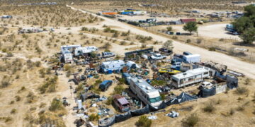 Far off the grid in the Antelope Valley, RVers make a mess — and elude the homeless count
