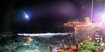 19-year-old UC Santa Cruz student ID’d as victim after car plunges off cliff into ocean